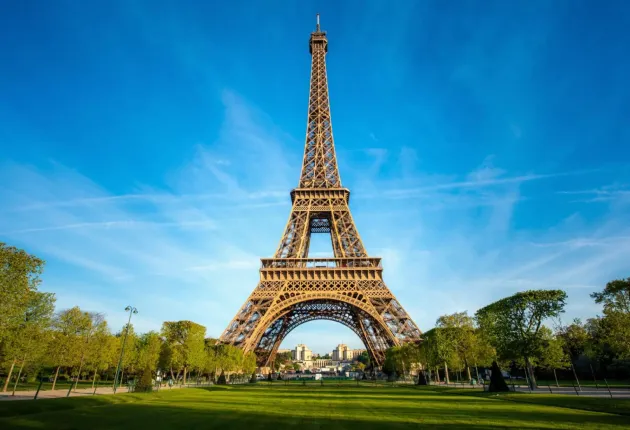 eiffel_tower.webp