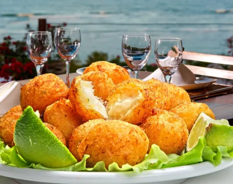 aperitif_cheese_balls.webp